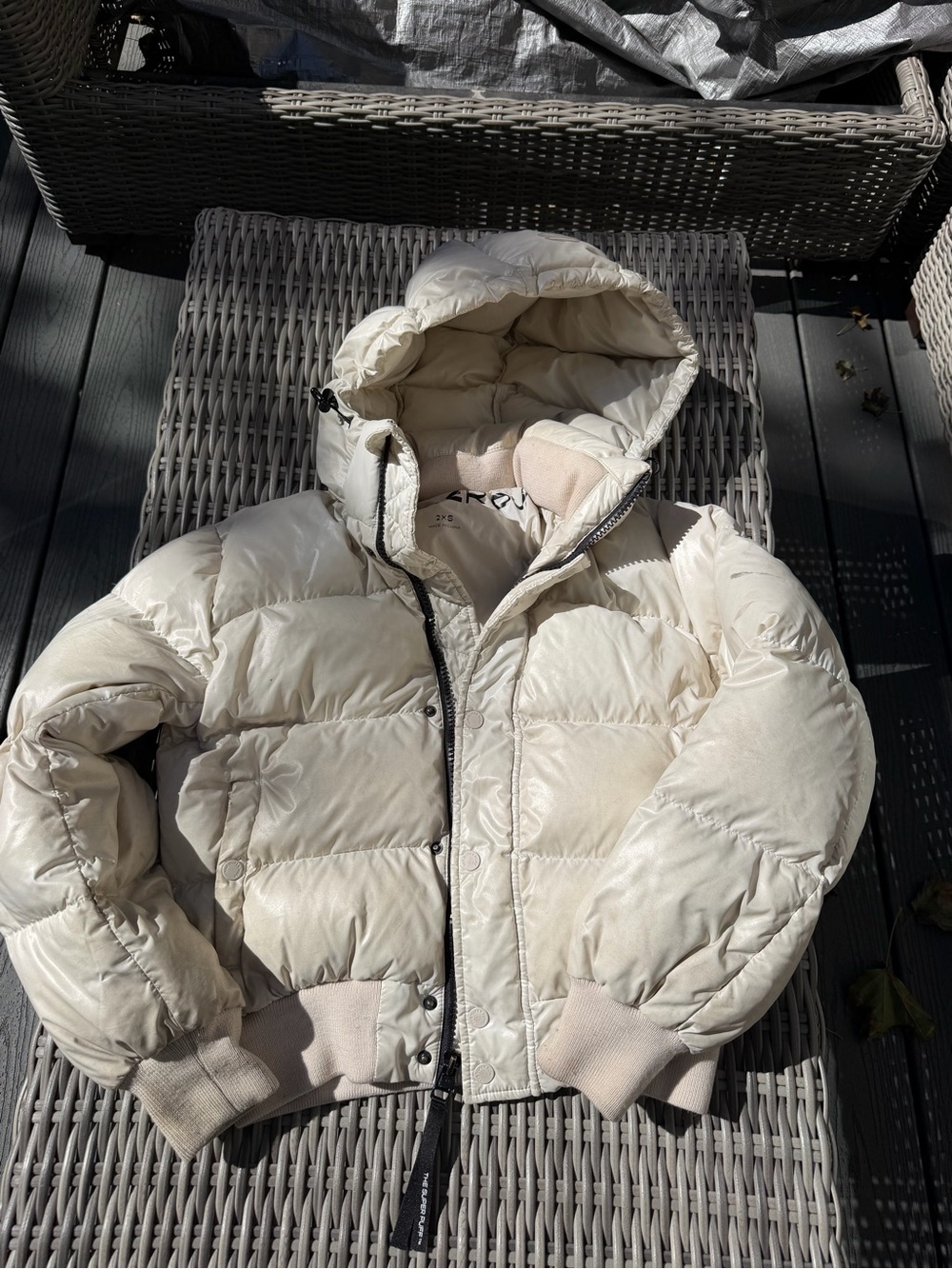 Aritzia Supper Puff Hooded Puffer Jacket
